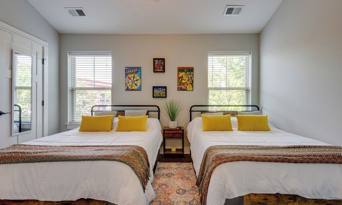 Photo of Bedroom in Inglewood