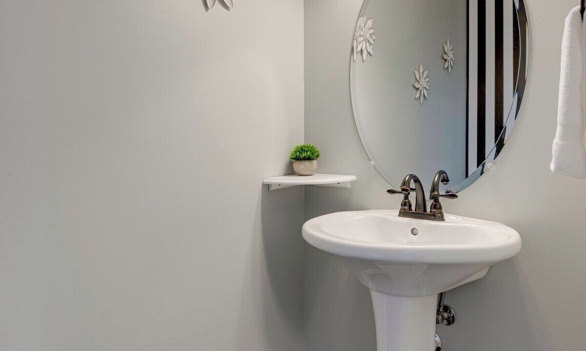 Photo of Bathroom in Inglewood