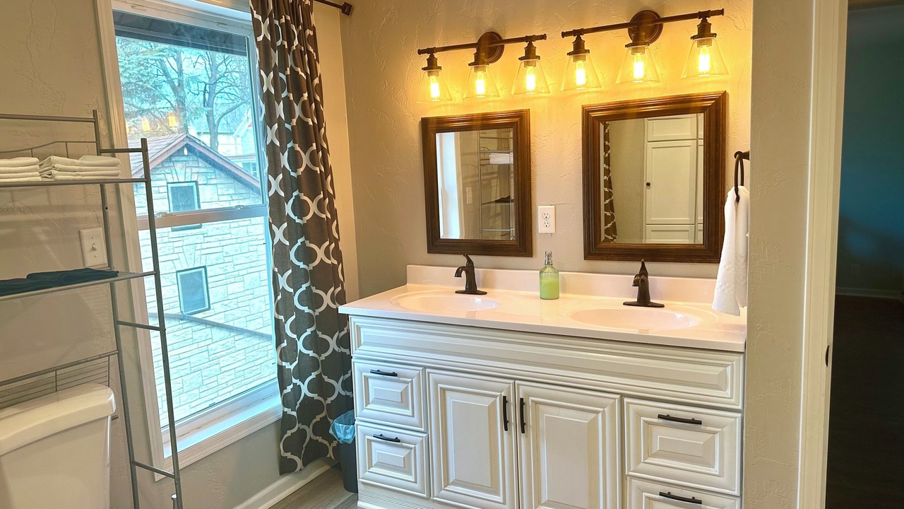 Photo of Bathroom in Kaukauna