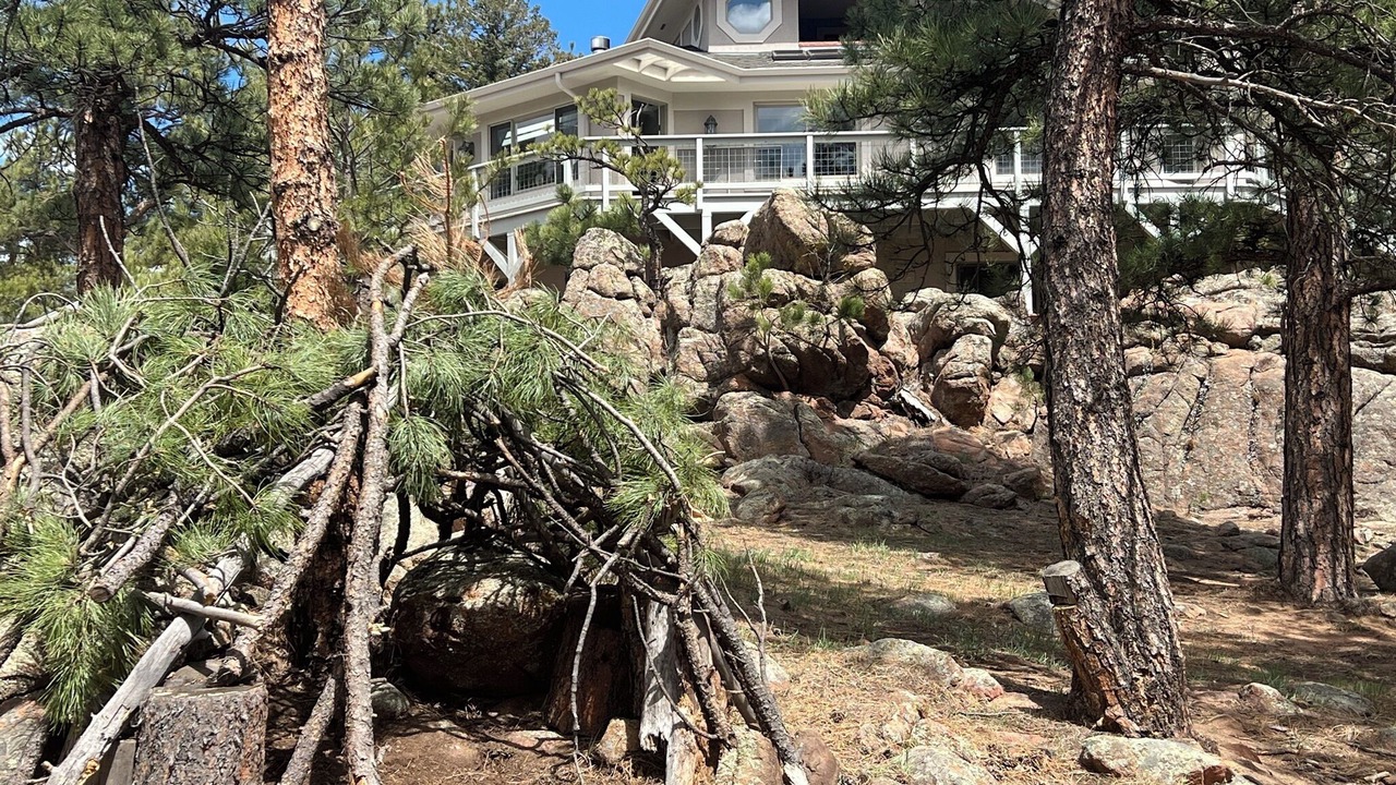 Photo of Outdoor in Lyons