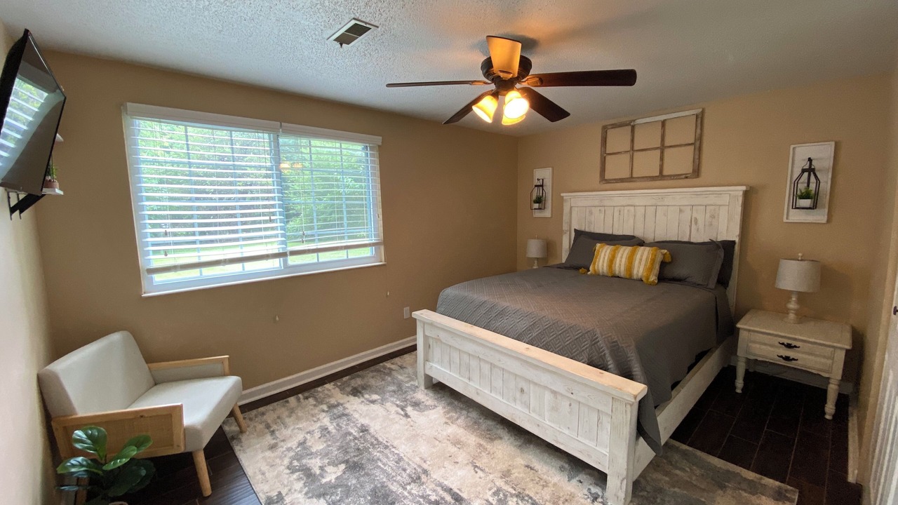 Photo of Bedroom in Mount Vernon