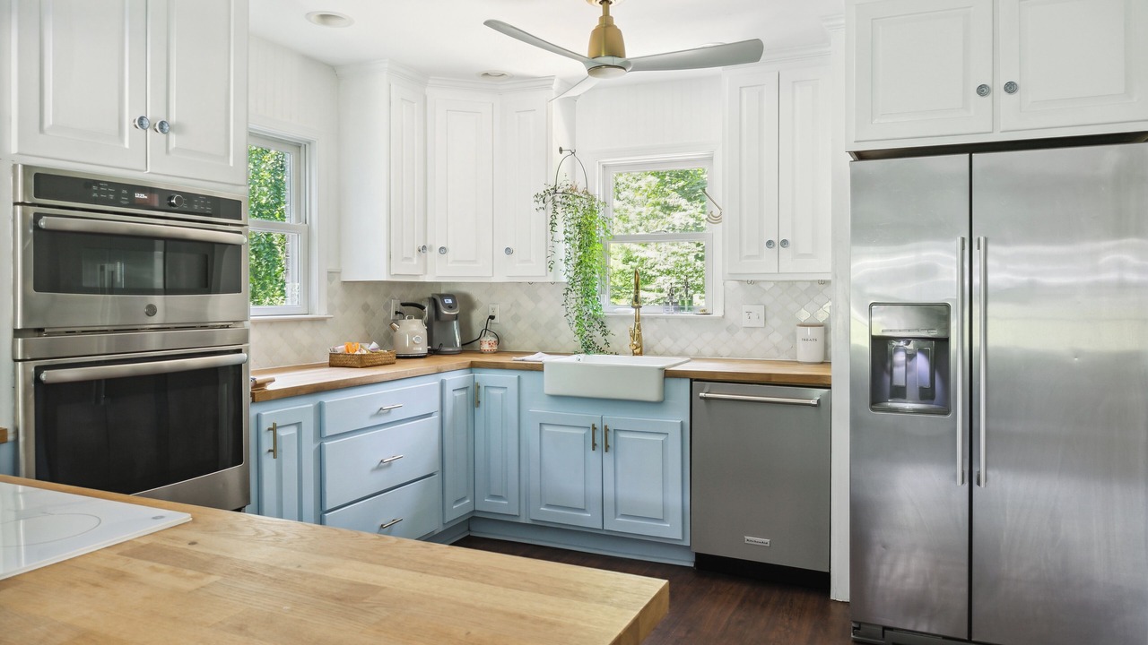 Photo of Kitchen in Lake Barcroft
