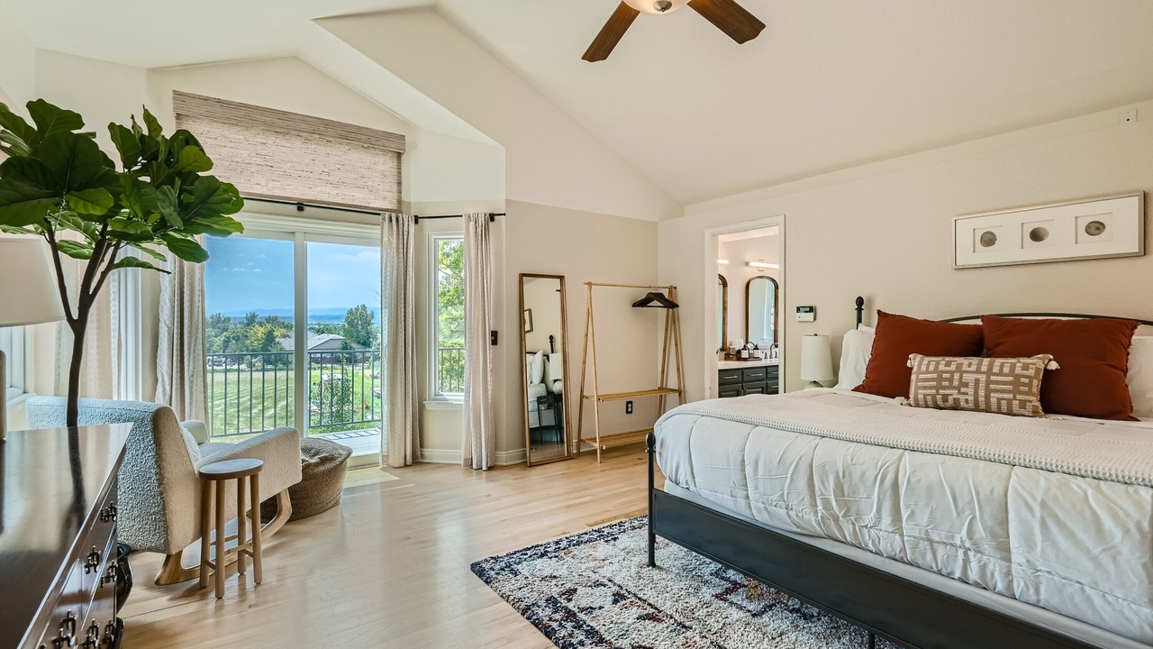 Photo of Bedroom in Scenic Heights