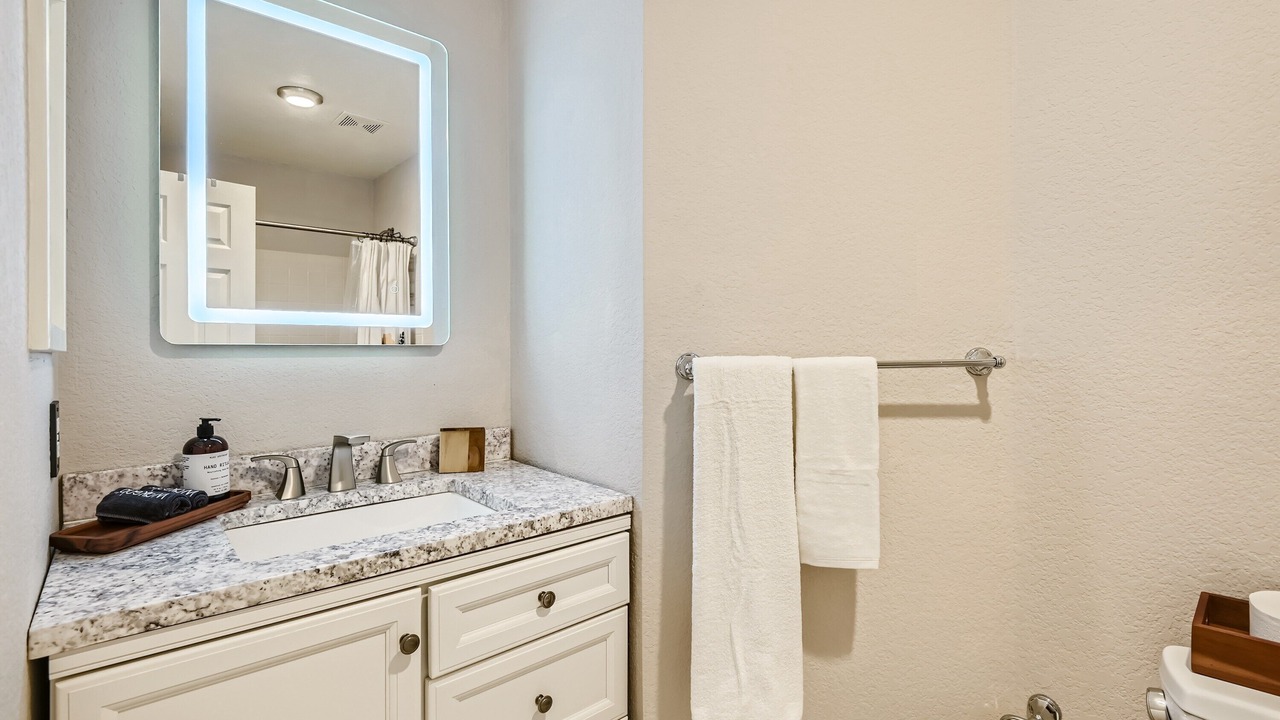 Photo of Bathroom in Scenic Heights