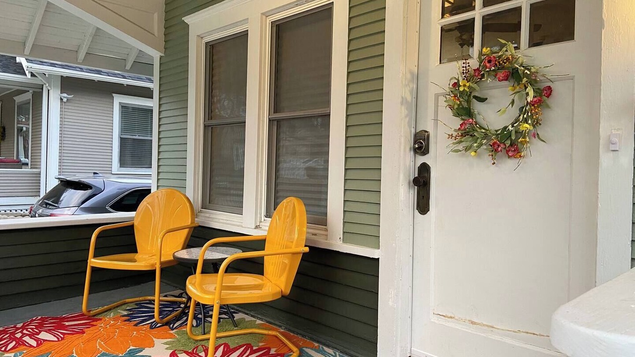 Photo of Outdoor in Dundee-Happy Hollow Historic District