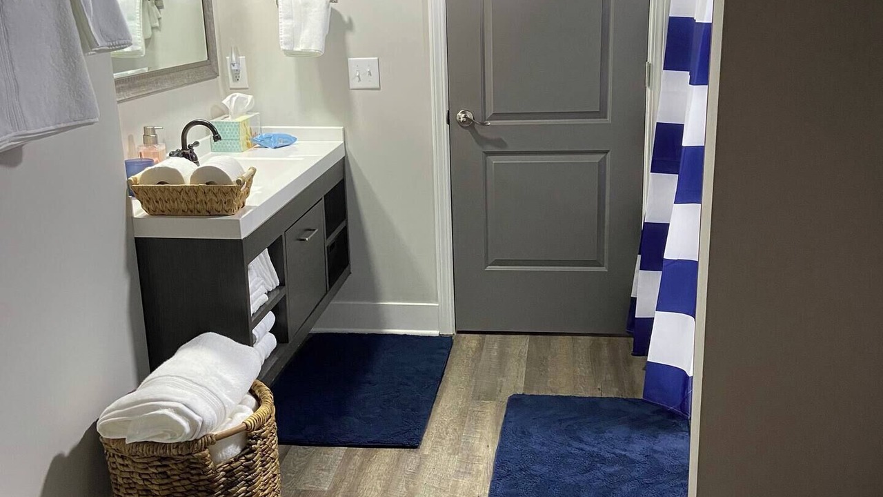 Photo of Bathroom in Dundee-Happy Hollow Historic District