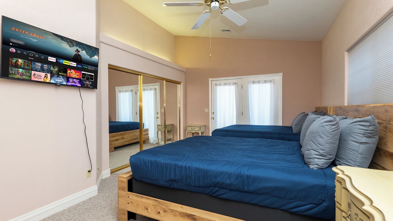 Photo of Bedroom in Holiday Shores