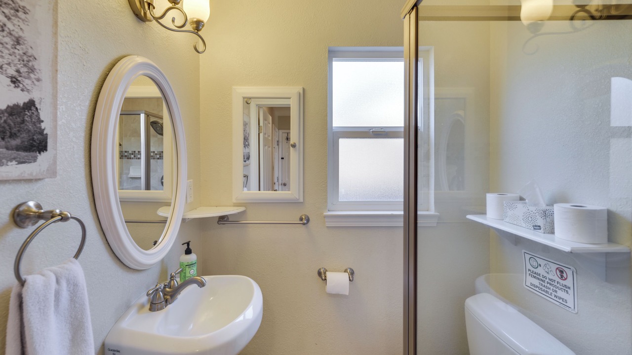 Photo of Bathroom in Campbell