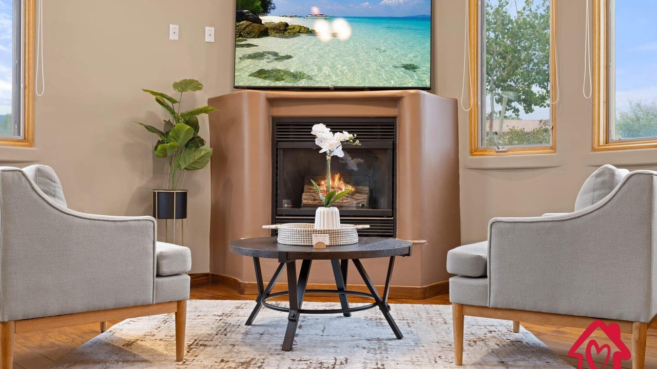 Photo of Livingroom in North Albuquerque Acres
