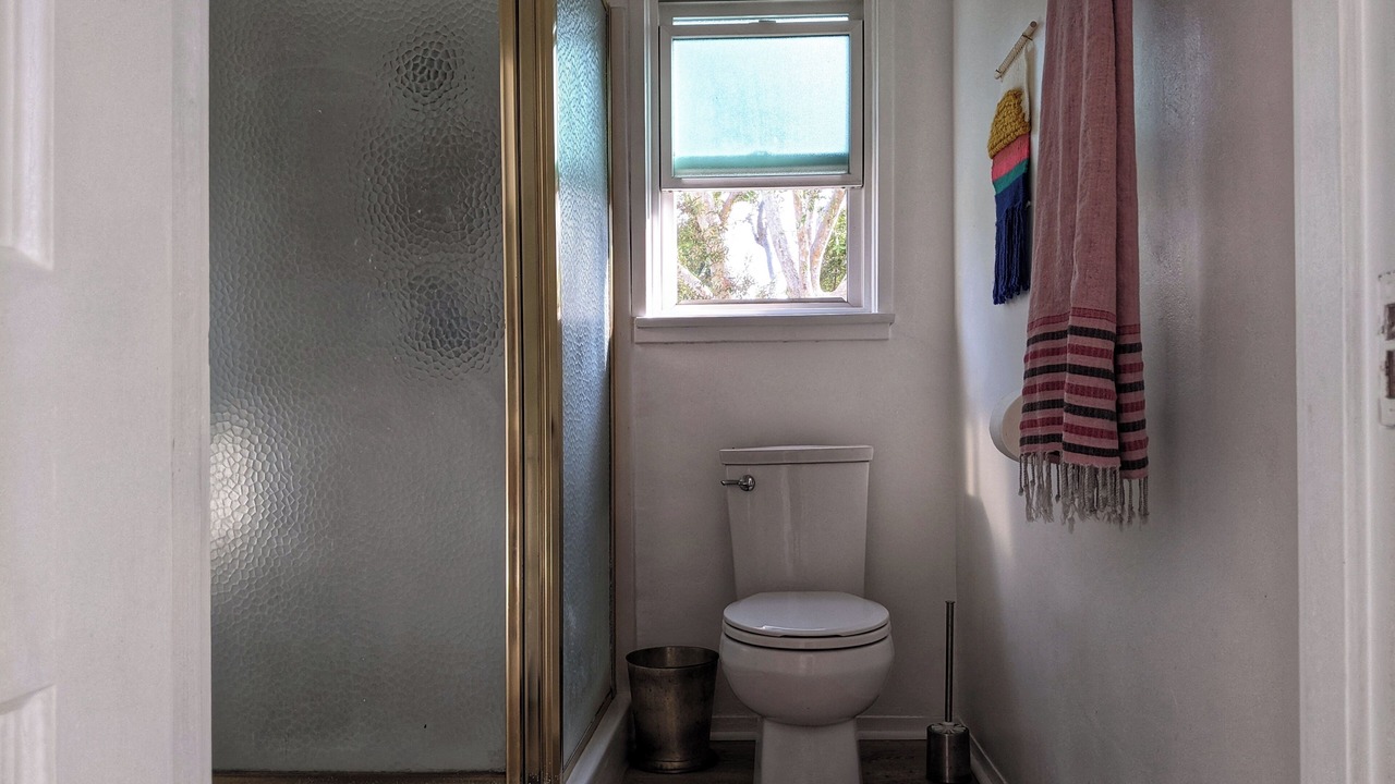 Photo of Bathroom in Los Feliz