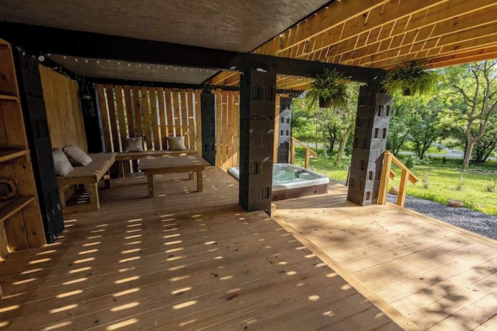 Photo of Patio Balcony in Cosby