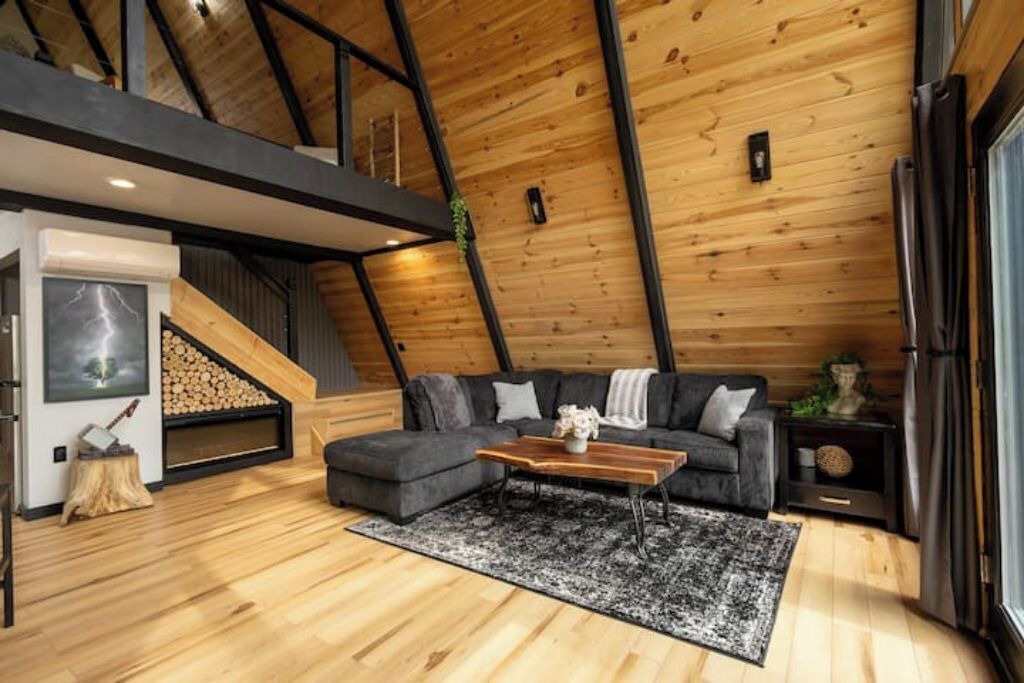 Photo of Livingroom in Cosby