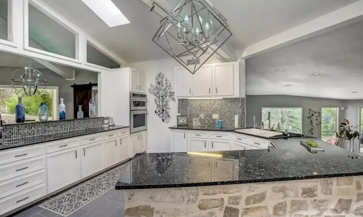 Photo of Kitchen in Manchaca