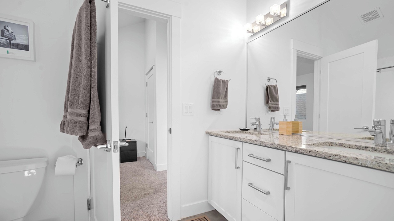 Photo of Bathroom in Five Points