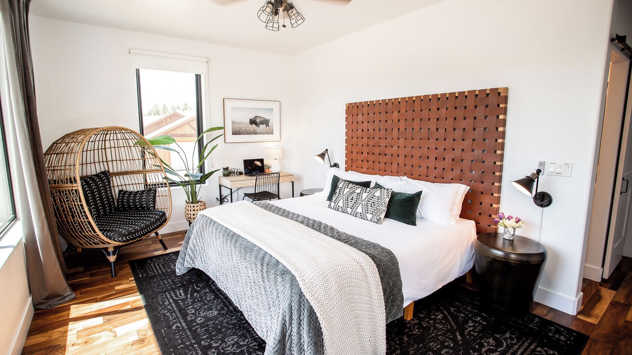 Photo of Bedroom in Twin Creek Village