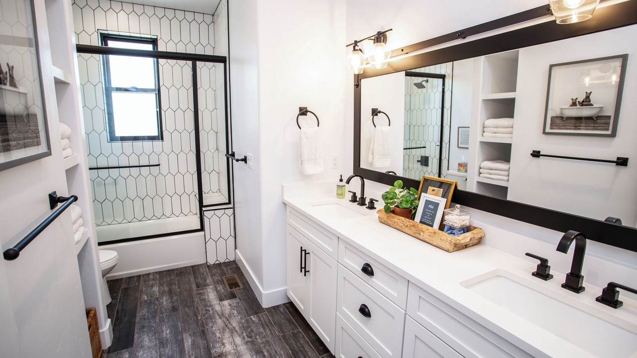 Photo of Bathroom in Twin Creek Village