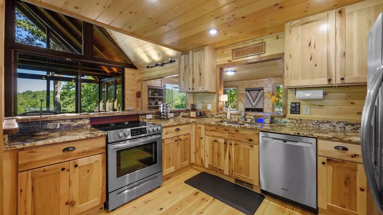 Photo of Kitchen in Raccoon Ridge