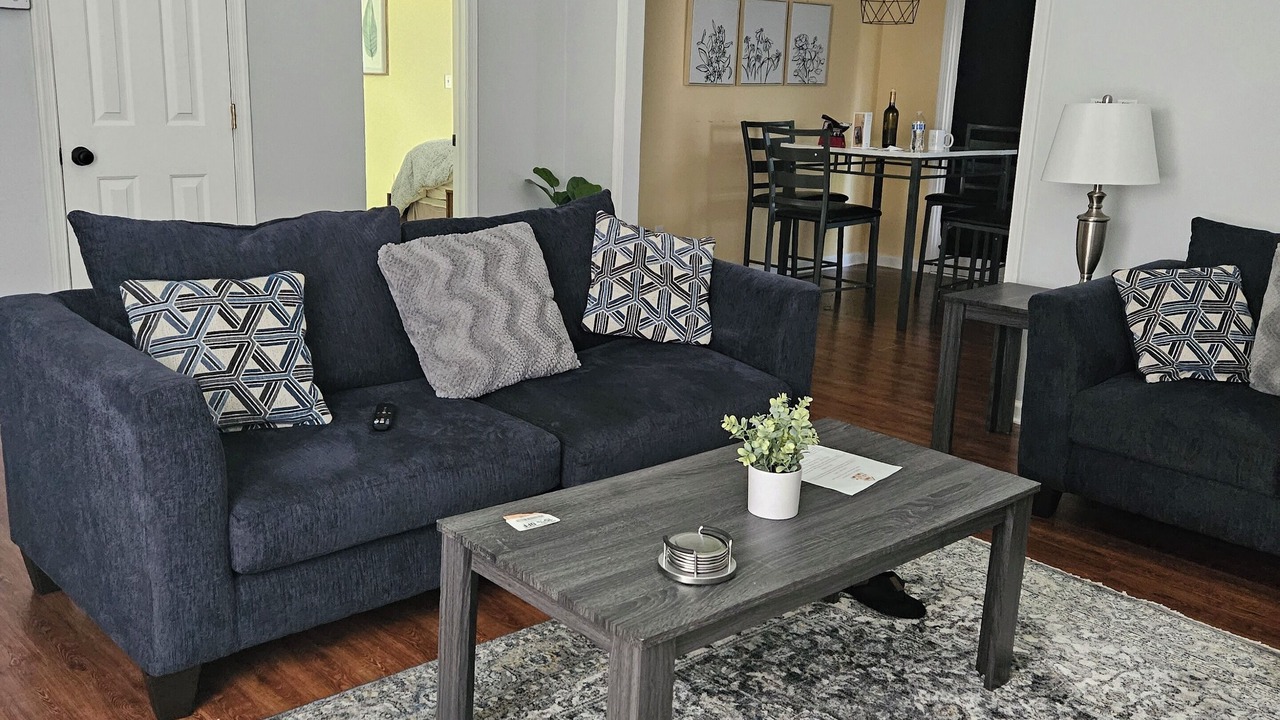 Photo of Livingroom in Earlewood