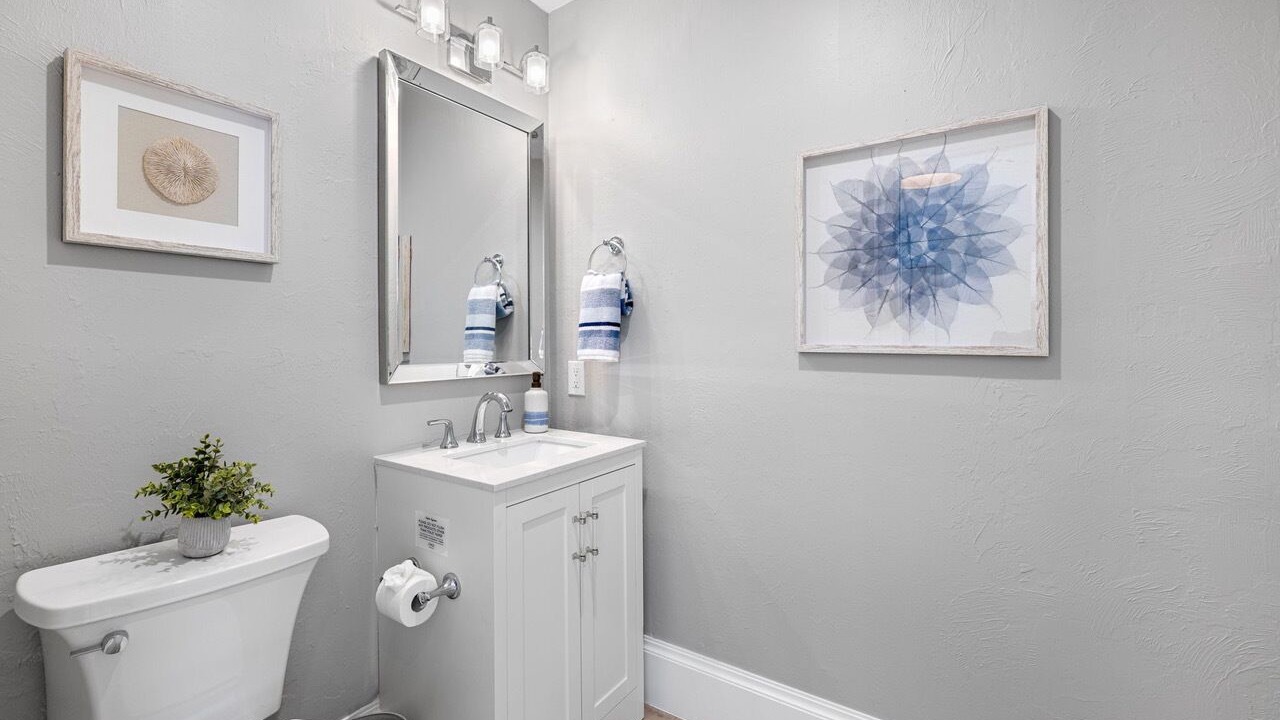 Photo of Bathroom in Central Naples