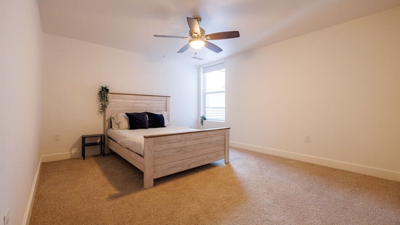 Photo of Bedroom in Ballpark