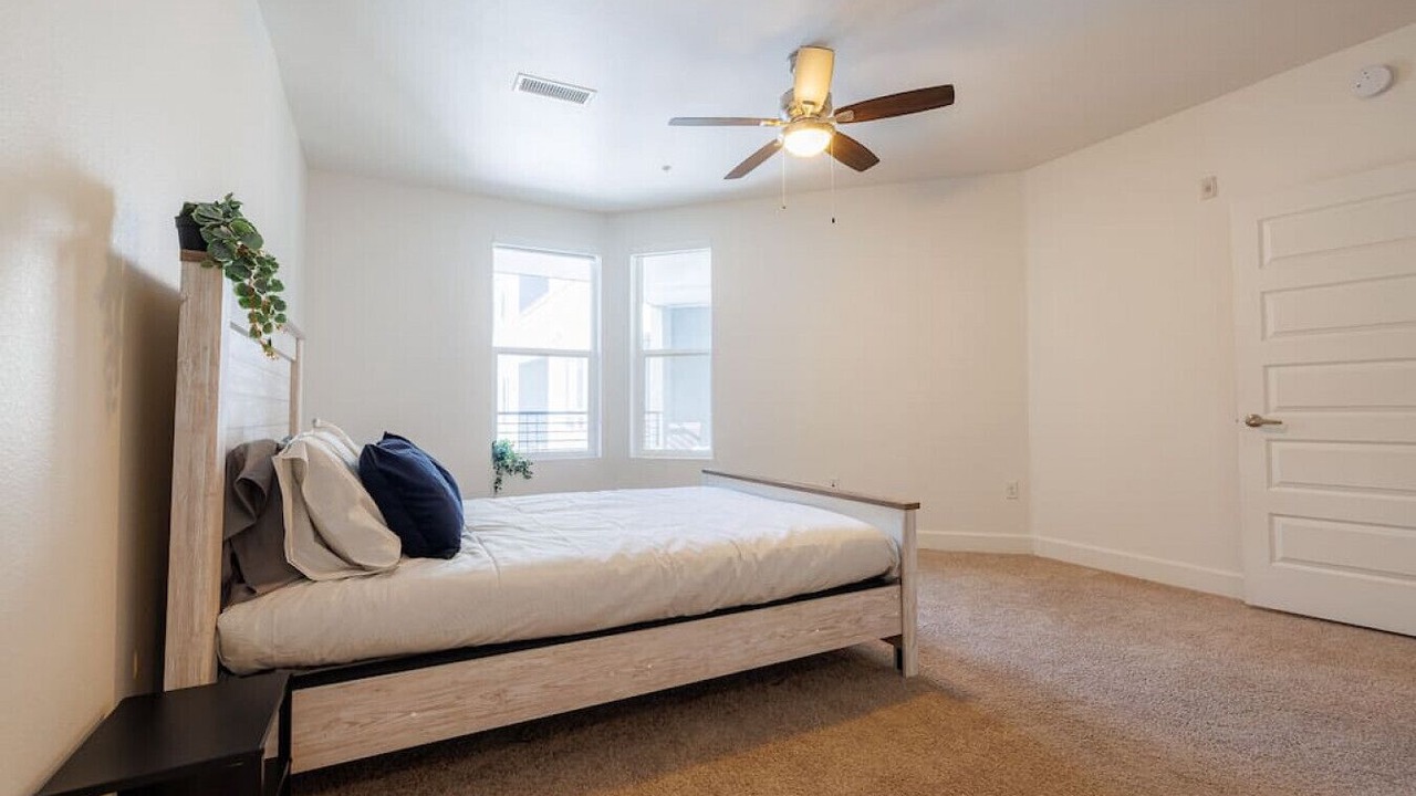 Photo of Bedroom in Ballpark