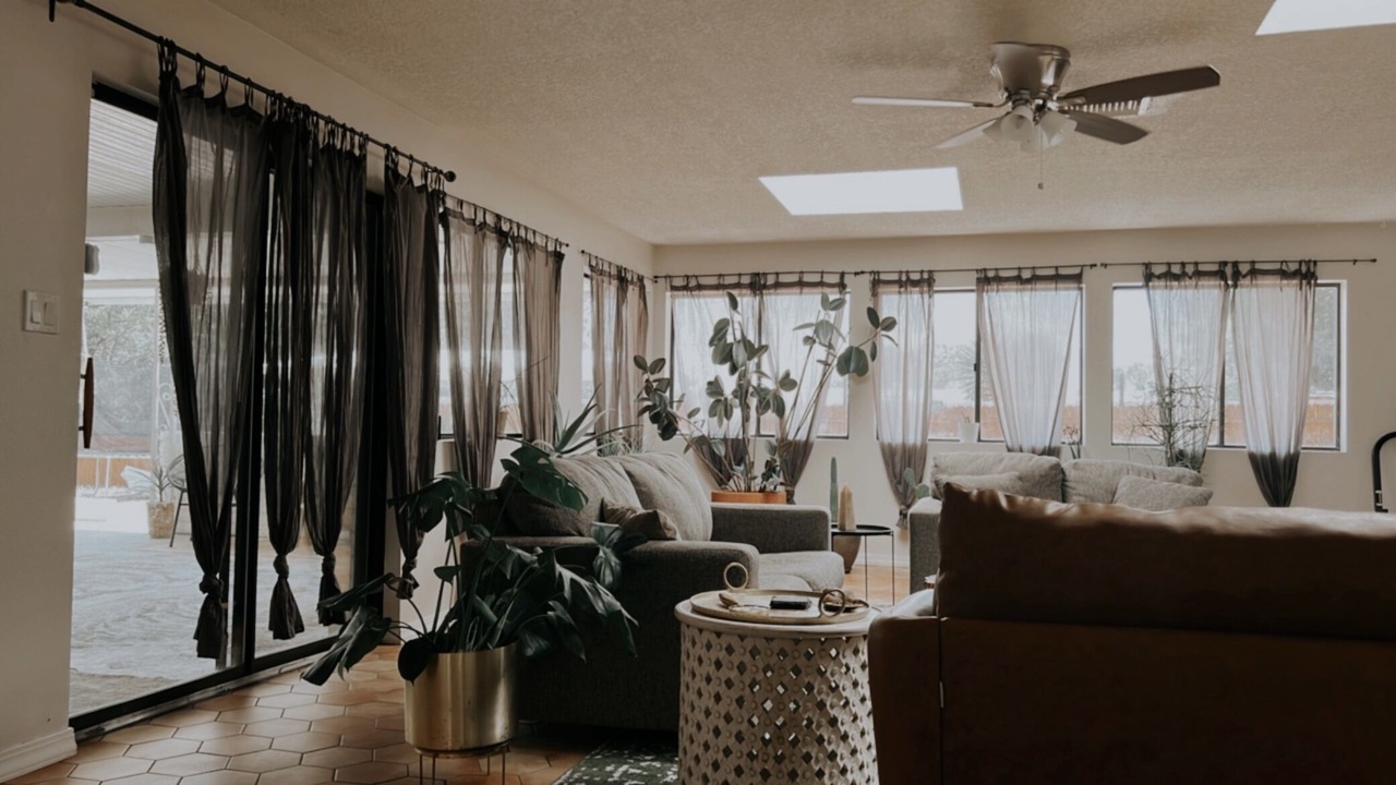 Photo of Livingroom in Rio Rancho