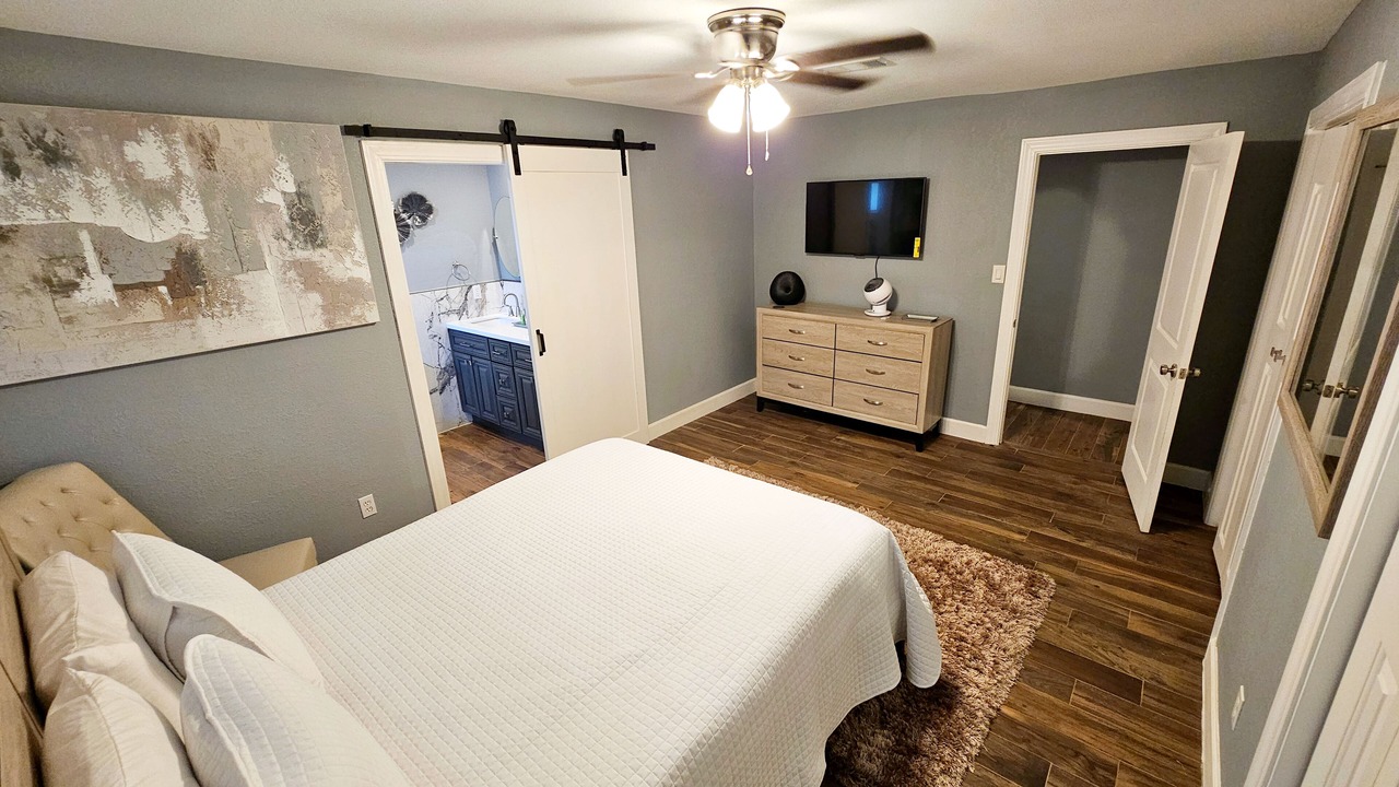 Photo of Bedroom in Cypress