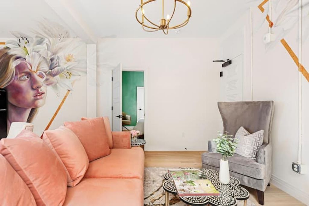 Photo of Livingroom in Golden Triangle