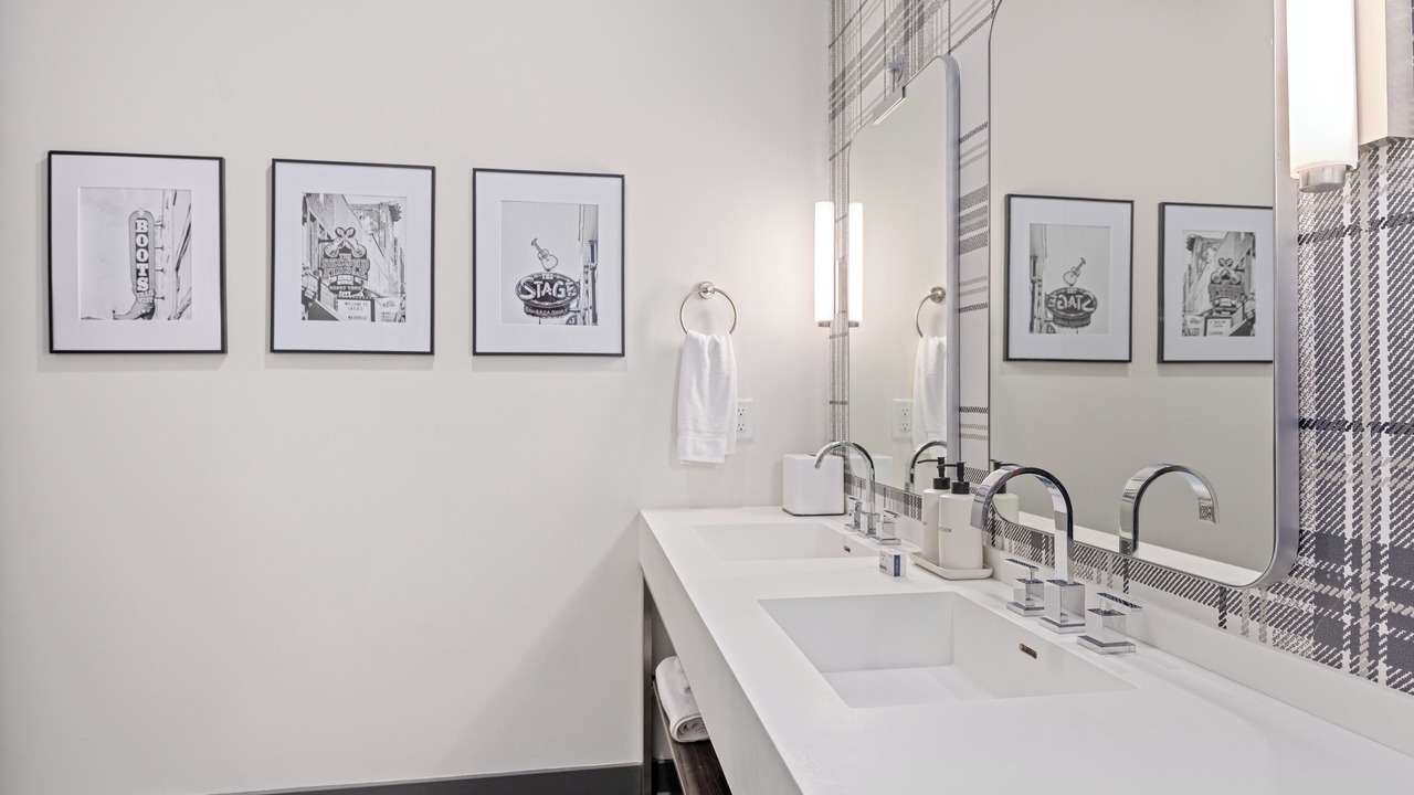 Photo of Bathroom in Rolling Mill Hill