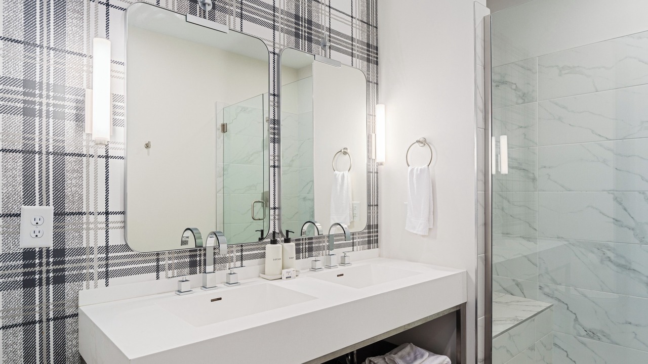 Photo of Bathroom in Rolling Mill Hill