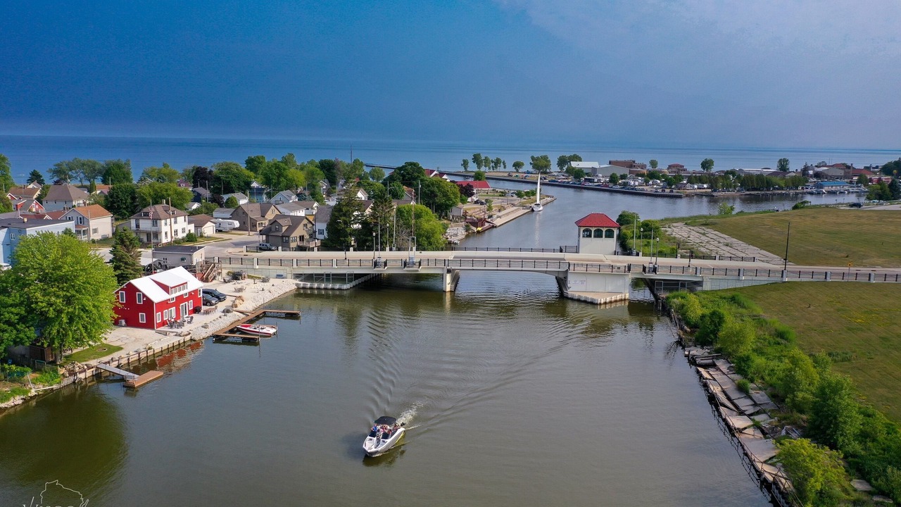 Photo of Outdoor in Two Rivers