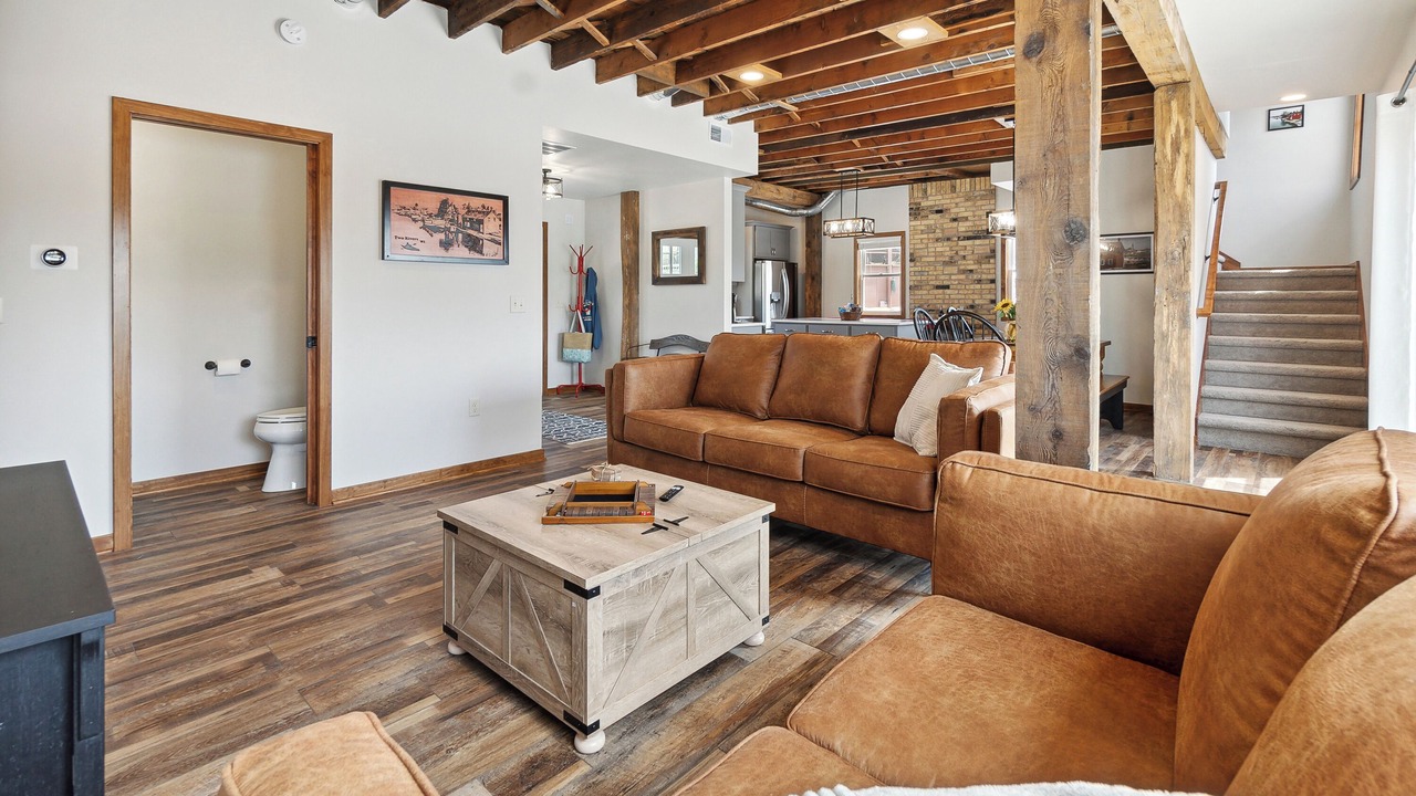 Photo of Livingroom in Two Rivers
