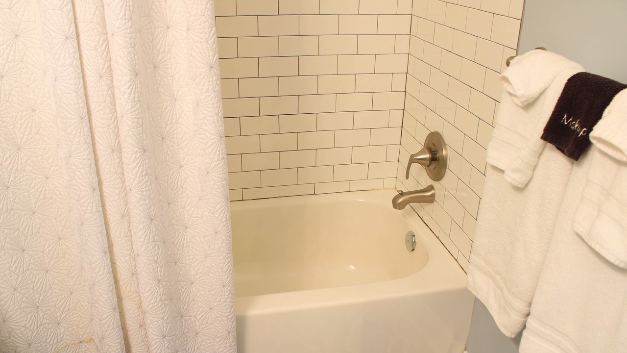 Photo of Bathroom in Pasadena