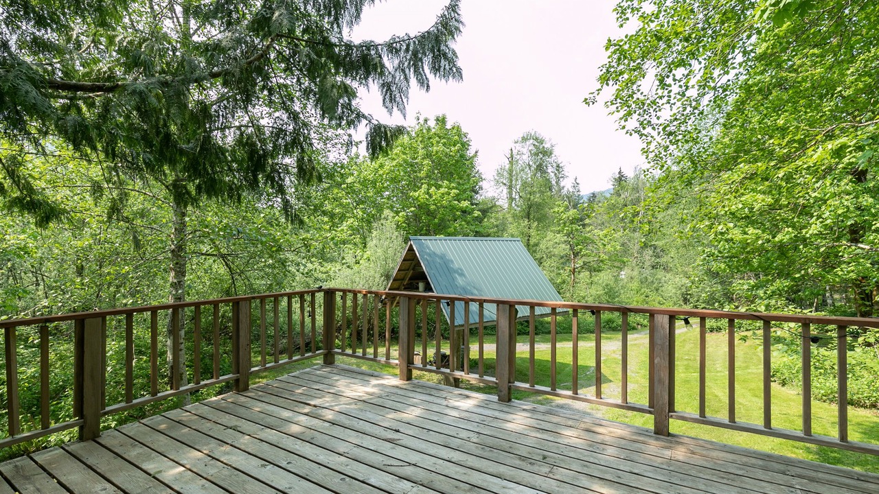 Photo of Outdoor in Gold Bar