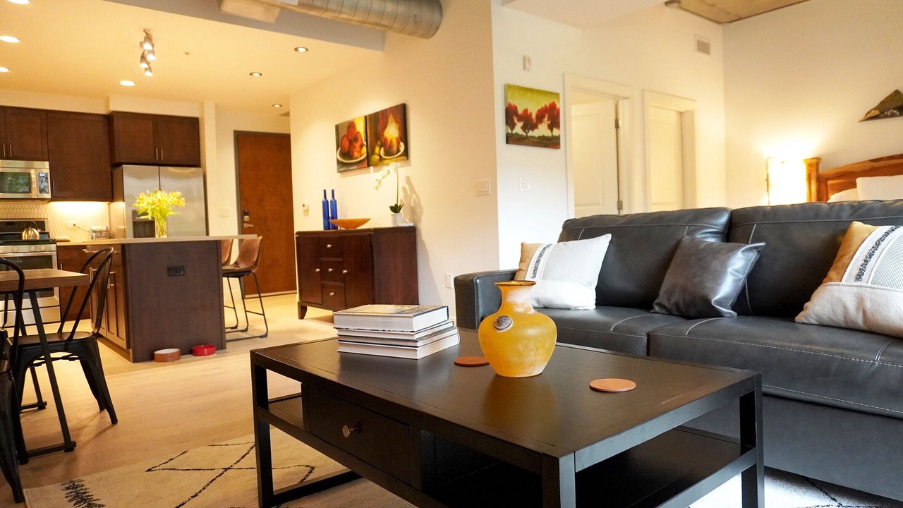Photo of Livingroom in Central Boulder