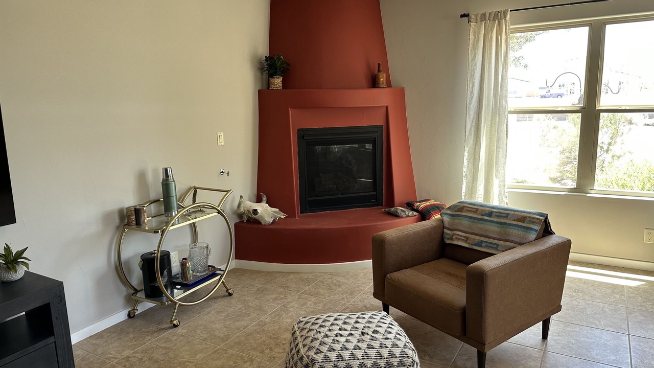 Photo of Livingroom in Mesa Del Sol Innovation Park