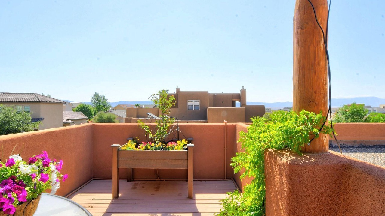 Photo of Patio Balcony in Mesa Del Sol Innovation Park