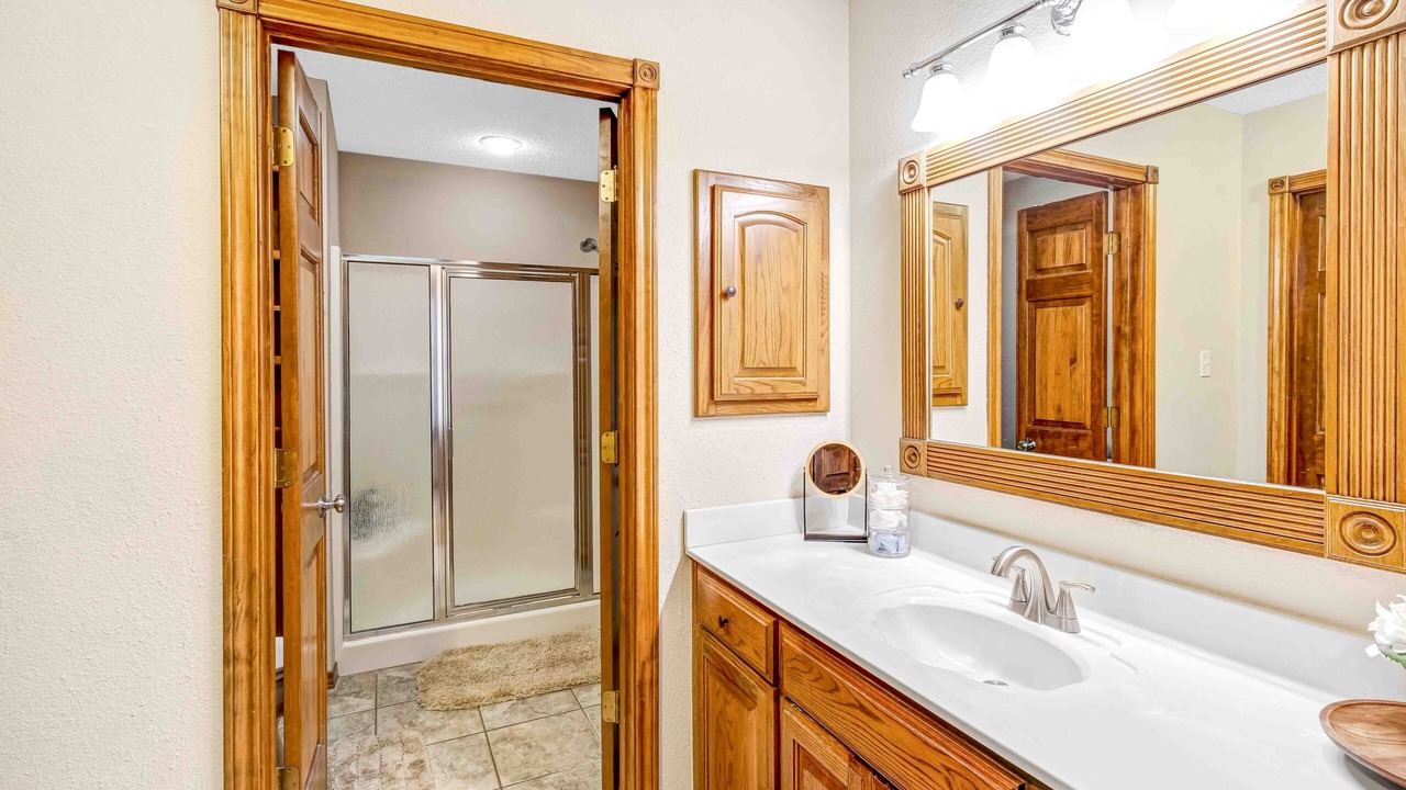 Photo of Bathroom in Holly Lake Ranch