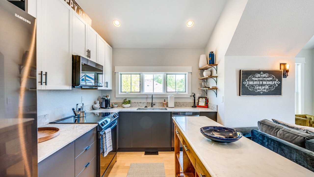 Photo of Kitchen in North Central Westminster