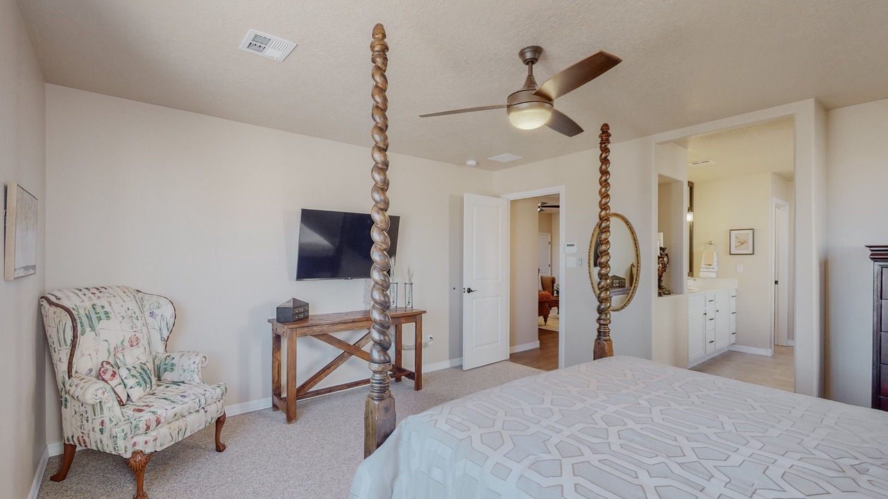 Photo of Bedroom in Rio Rancho