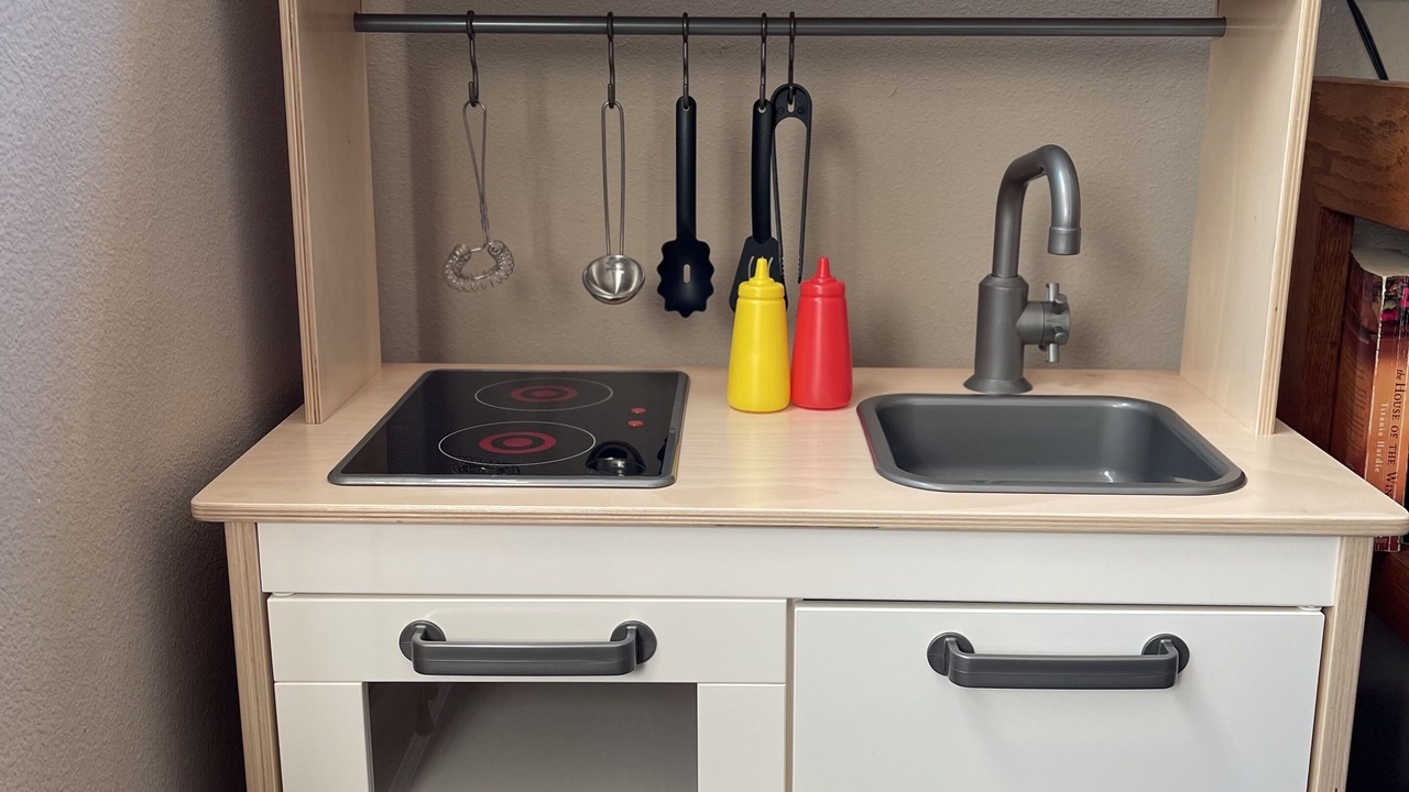 Photo of Kitchen in Manzanita