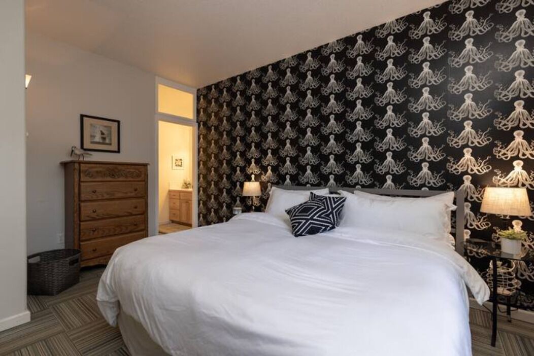 Photo of Bedroom in Manzanita