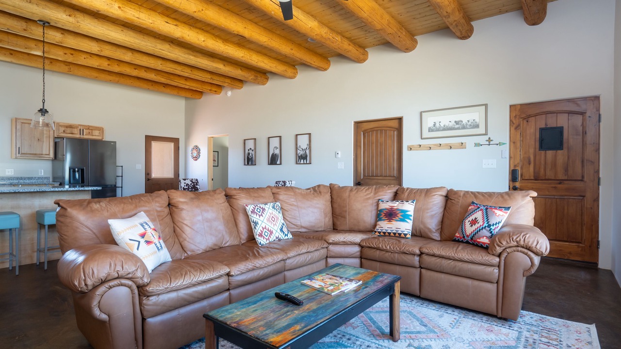 Photo of Livingroom in Taos