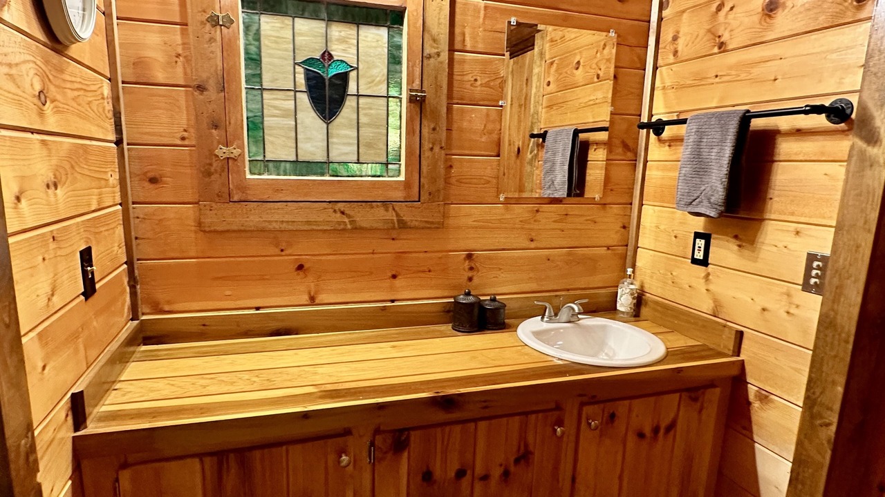 Photo of Bathroom in Baxter