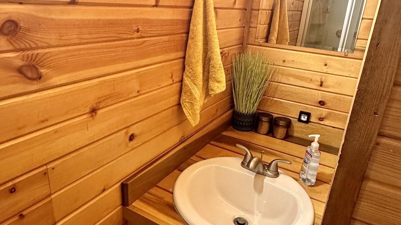 Photo of Bathroom in Baxter