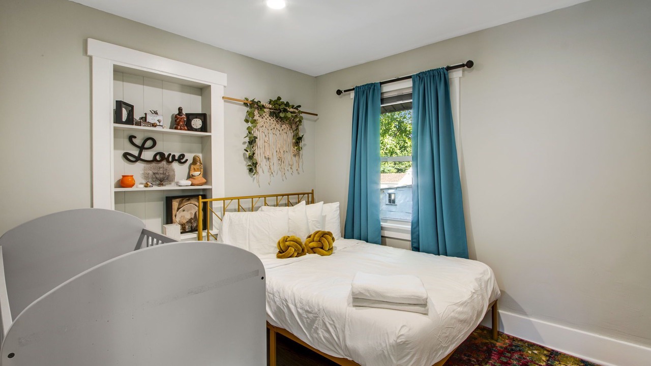 Photo of Bedroom in Berkeley