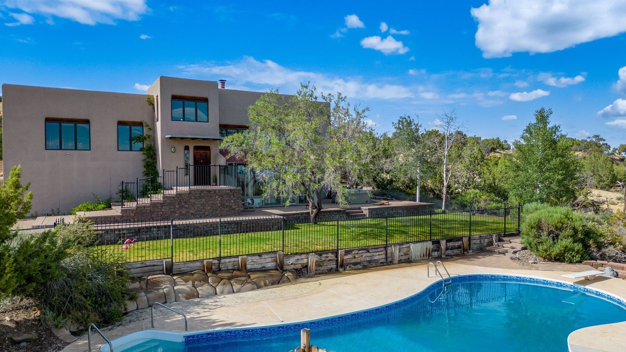 Photo of Outdoor in Farmington