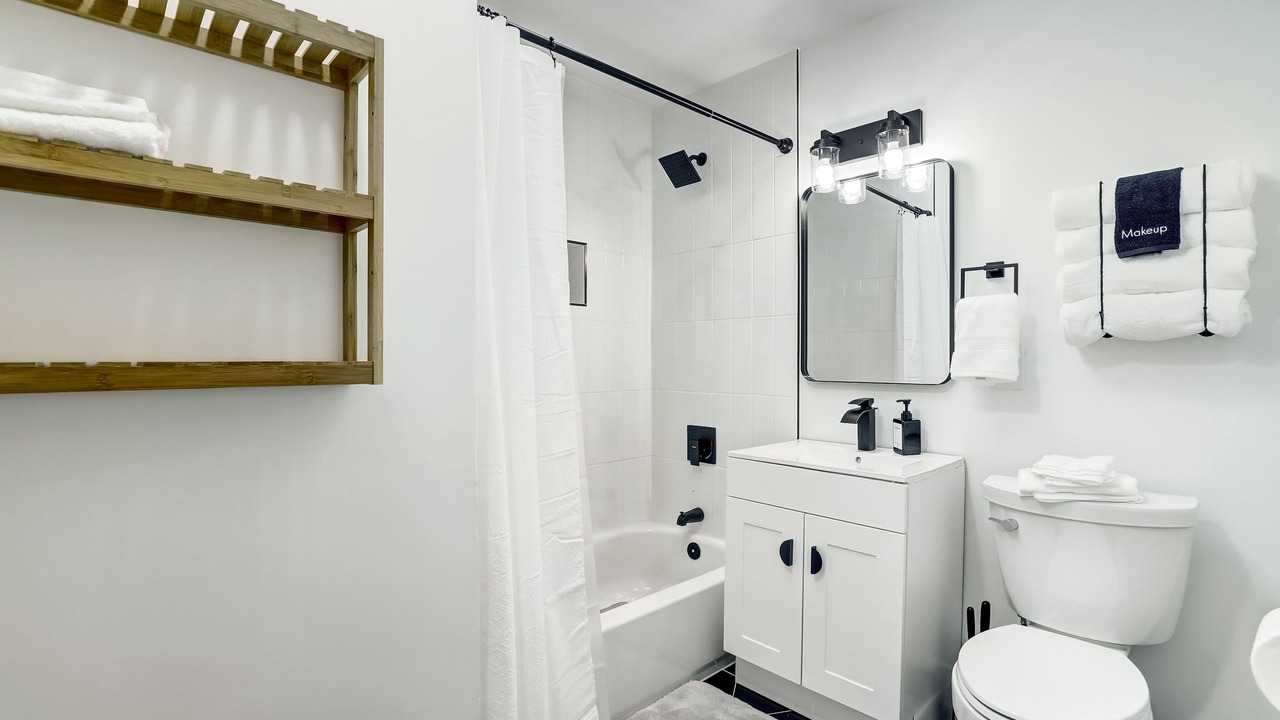 Photo of Bathroom in Arvada
