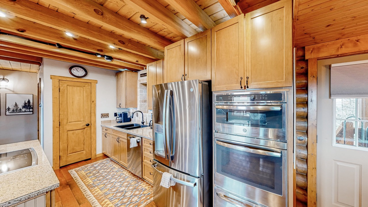 Photo of Kitchen in Warm Springs