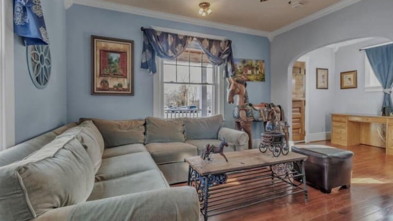 Photo of Livingroom in North Tonawanda